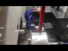 Producción de los cortadores del molino del carburo y de las barrenas, equipos de gama alta de Cinco-AXIS que muelen trabajar a máquina