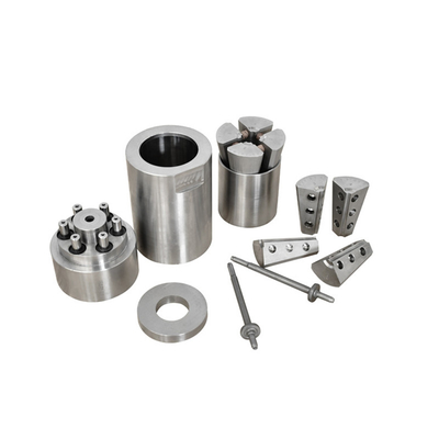 Fabricación de muestras de carburo de tungsteno para el acoplamiento de las bolas y los tornillos.